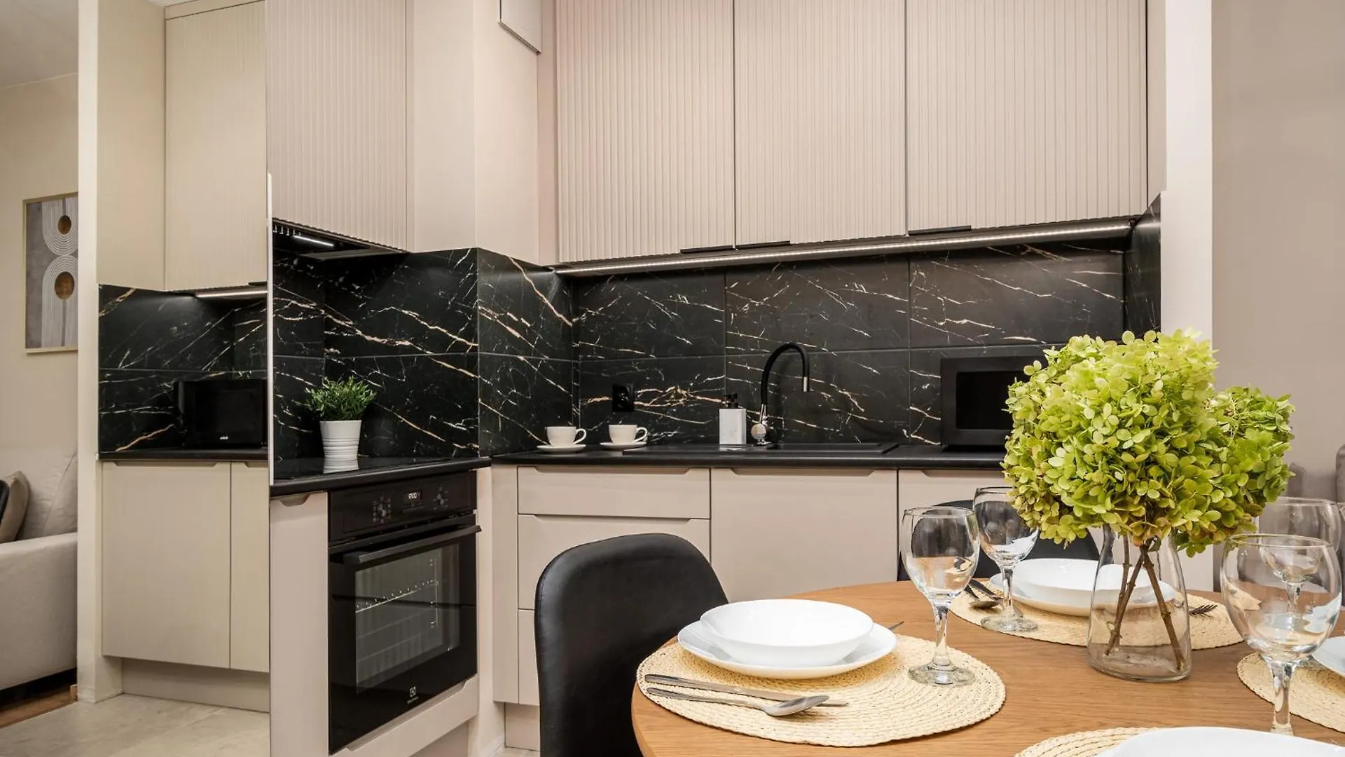 Aycon Apartments By Warsaw Poland