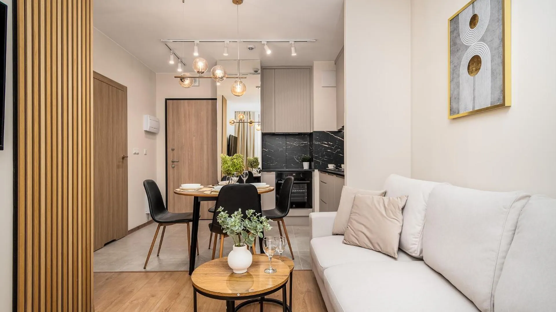 Aycon Apartments By Varšava