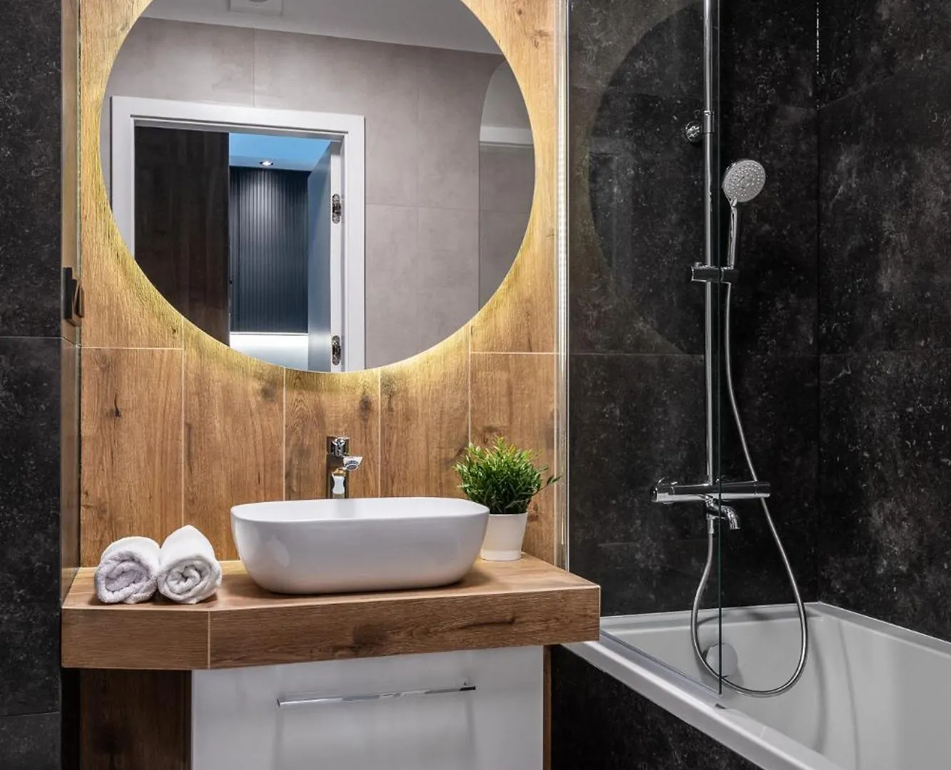 Aycon Apartments By Warsaw 0*,
