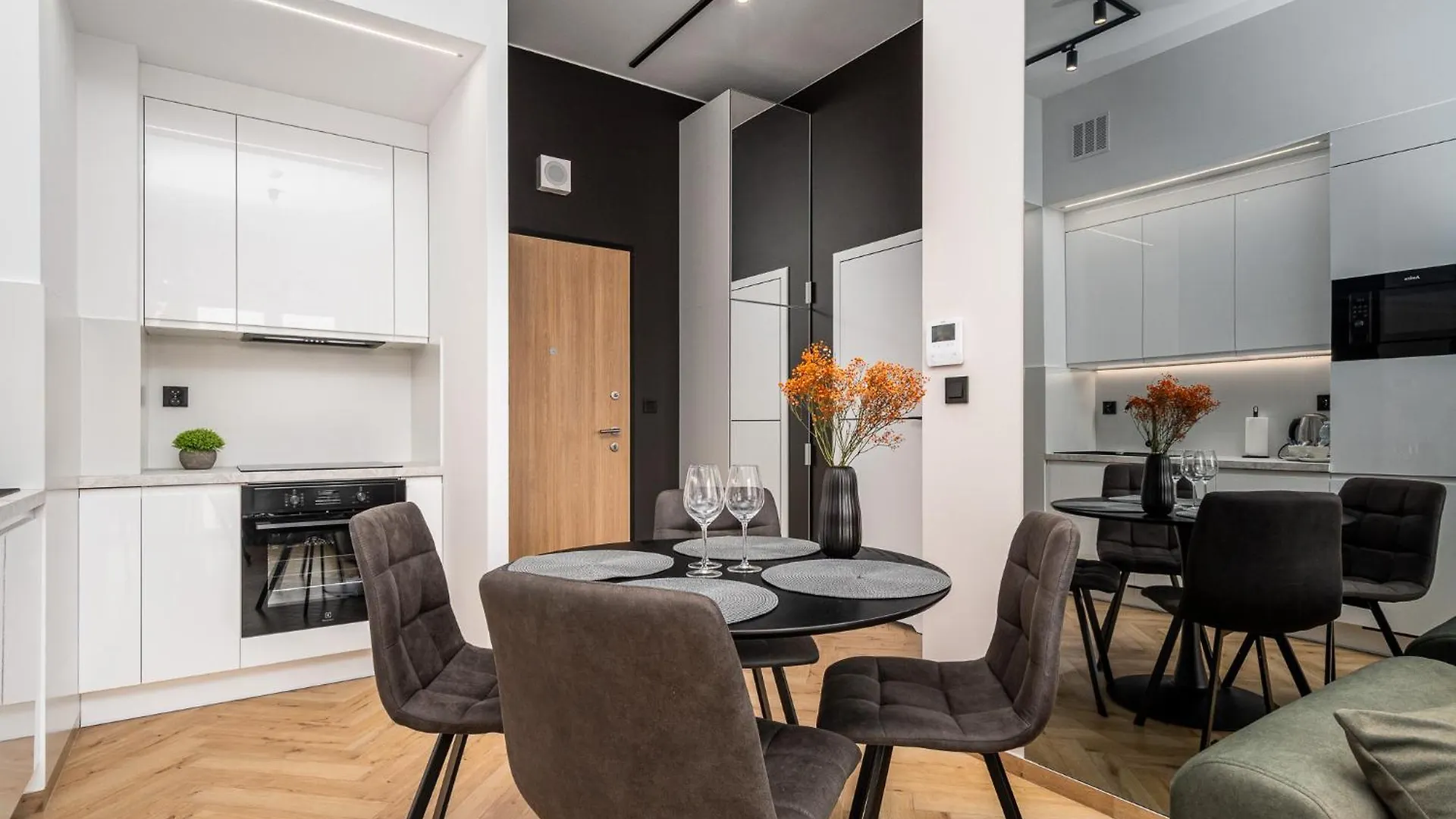 Aycon Apartments By Warszawa